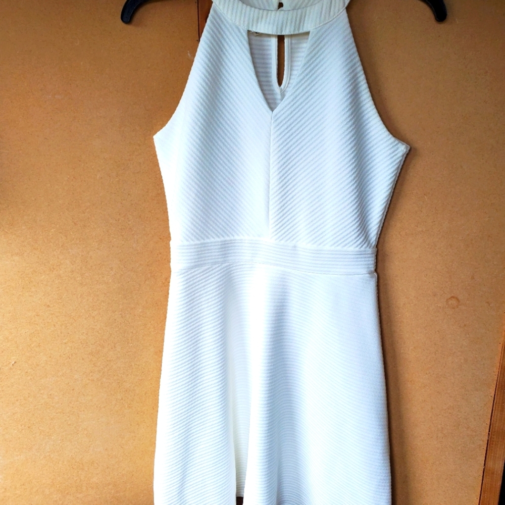 Women's dress